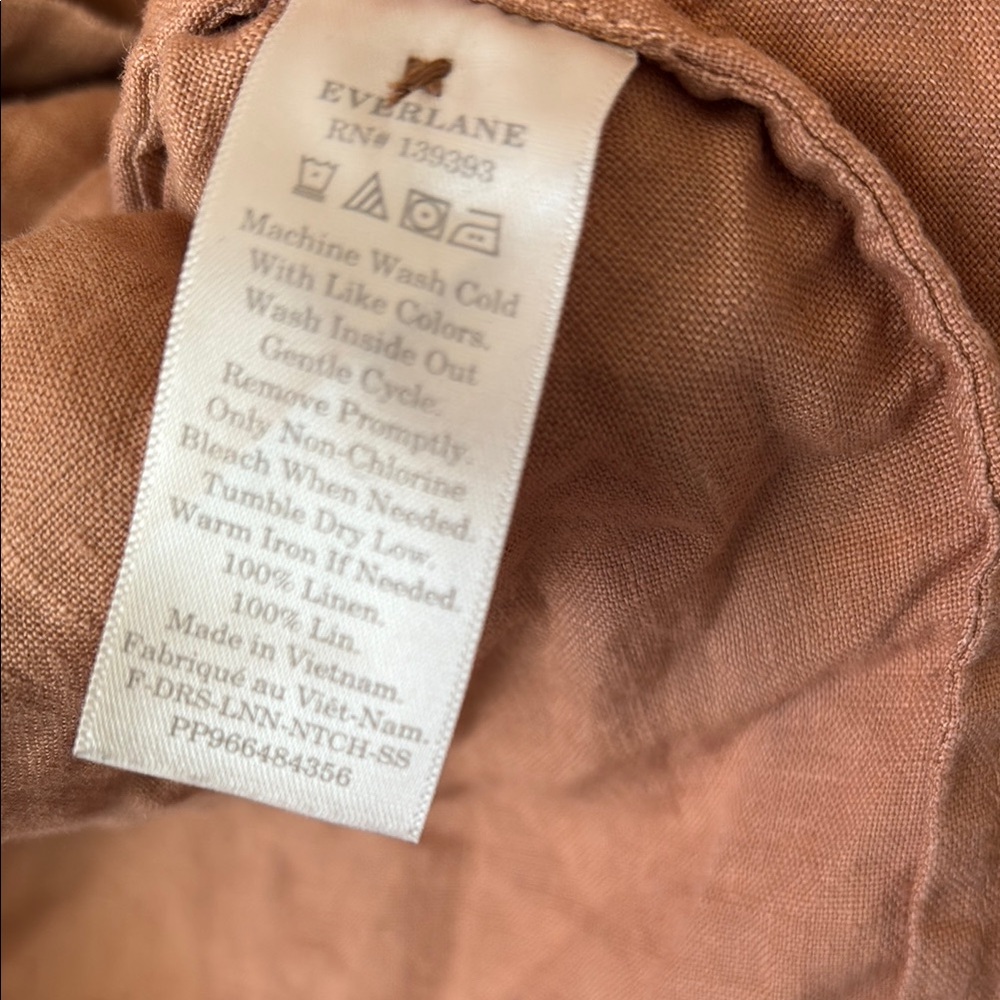 Tan Short Sleeve Shirt dress - Picture 4 of 4